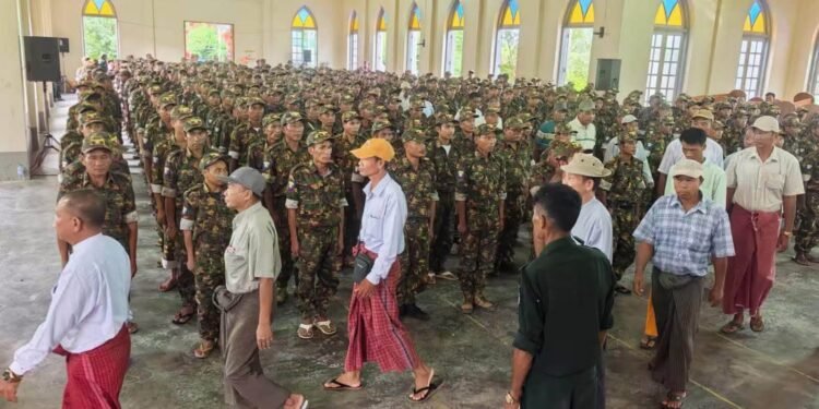 နန့်မွန်းဘုရားကျောင်း၌ စစ်သင်တန်းဆင်းပွဲလုပ်မှု CSW ရှုတ်ချ